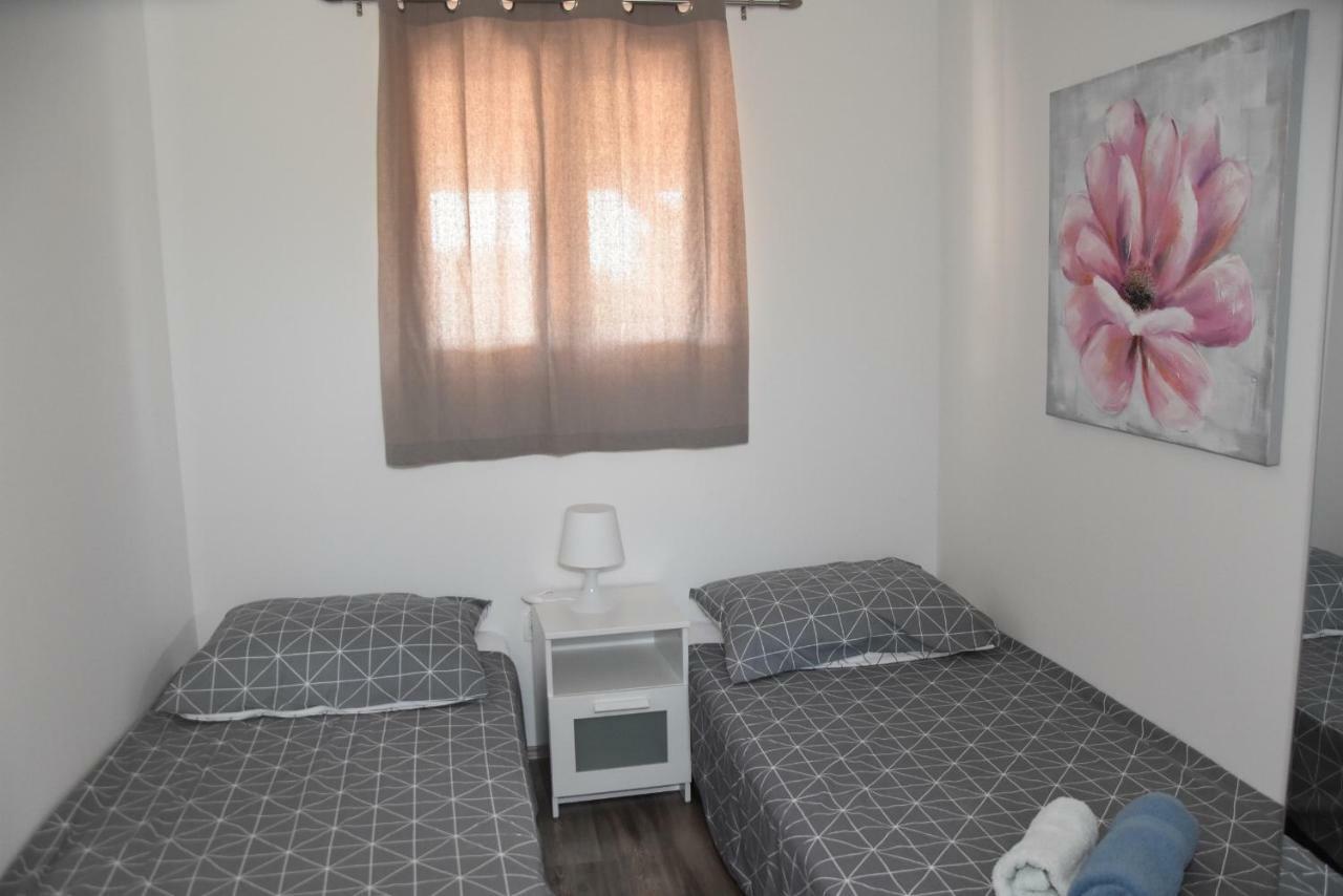 Hotel Kamp Tonci Biograd Na Moru Esterno foto